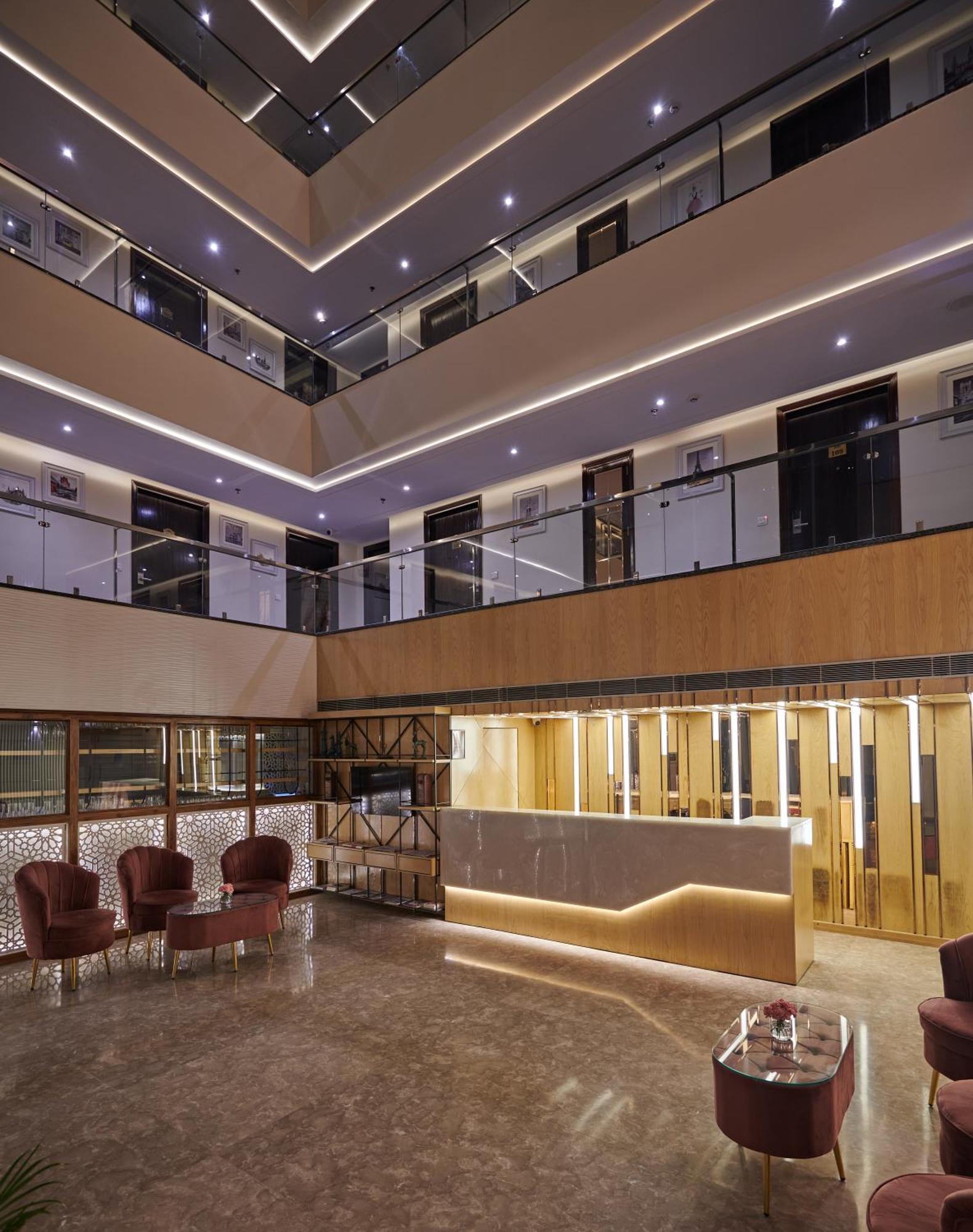 Deventure Sarovar Portico Patel Nagar New Delhi Exteriör bild