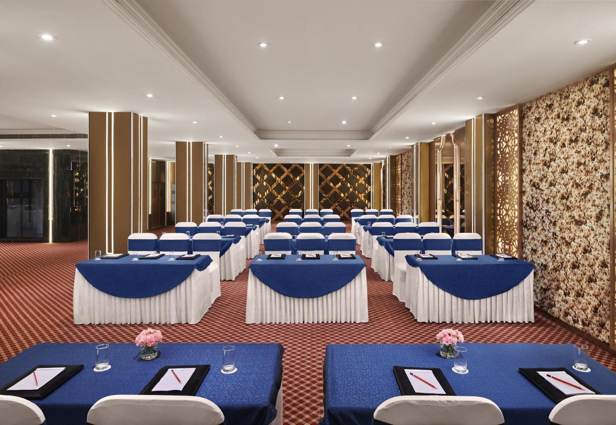 Deventure Sarovar Portico Patel Nagar New Delhi Exteriör bild